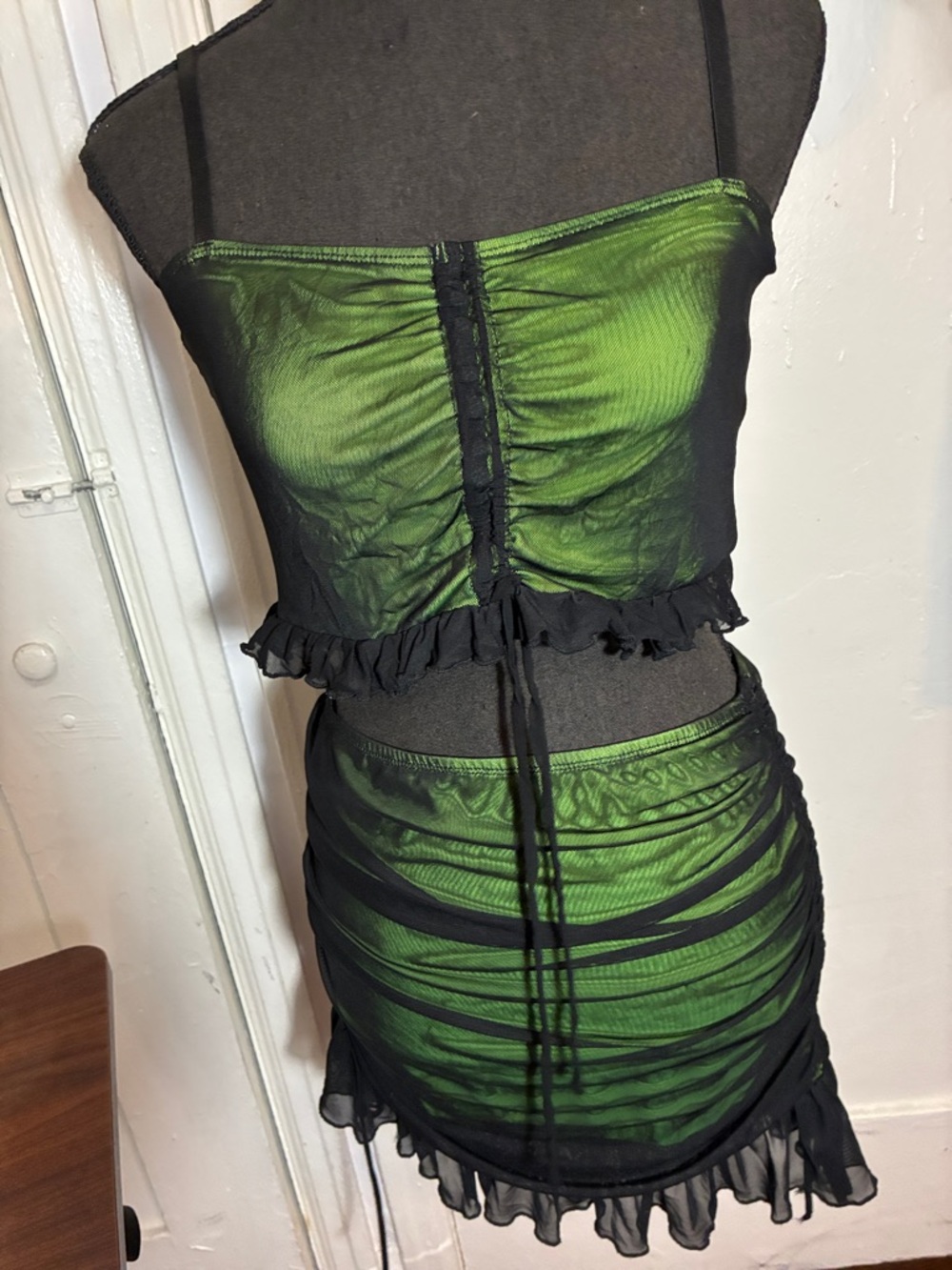 Current Mood Green and Black Ruched Mesh Mini Set - Picture 5 of 5